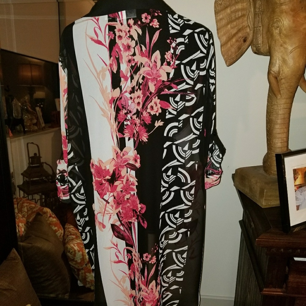 Top - Picture 3 of 5